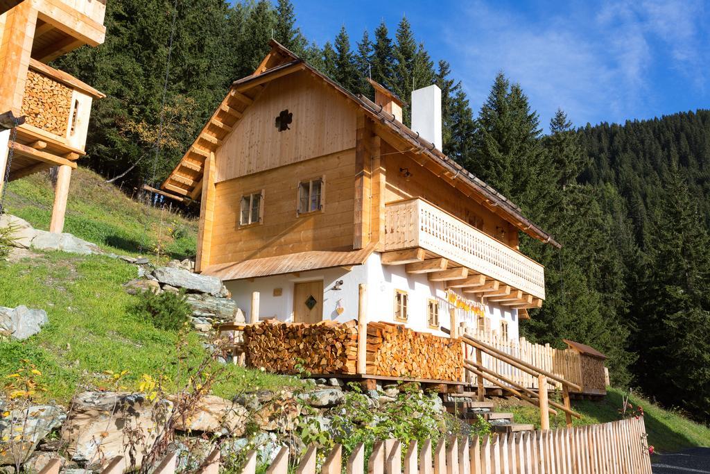 Almdorf Seinerzeit Hotel Wiedweg Buitenkant foto